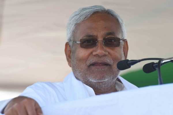 नीतीश ने टेक्सटाईल एवं लेदर पॉलिसी 2022 का किया लोकार्पण, कहा, आईए बिहार, पूरी मदद करेंगे नीतीश ने टेक्सटाईल एवं लेदर पॉलिसी 2022 का किया लोकार्पण, कहा, आईए बिहार, पूरी मदद करेंगे